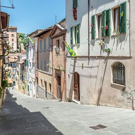Mojito - Porta Ovile Nel Centro Storico Di Siena Buitenkant foto
